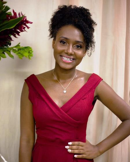 Izabela já se interessava por causas raciais e pretende, futuramente, dedicar-se a projetos de combate ao preconceito e discriminação. Foto: Arquivo Pessoal